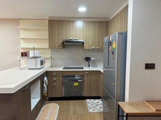 For rent 1 bed condo in Phaya Thai, Bangkok