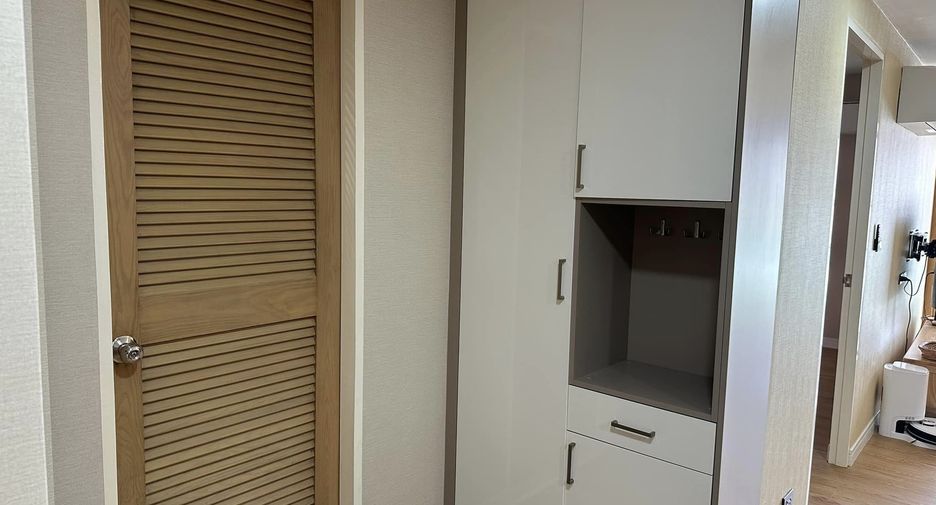 For rent 1 bed condo in Phaya Thai, Bangkok