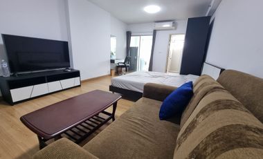 For rent スタジオ condo in Ratchathewi, Bangkok