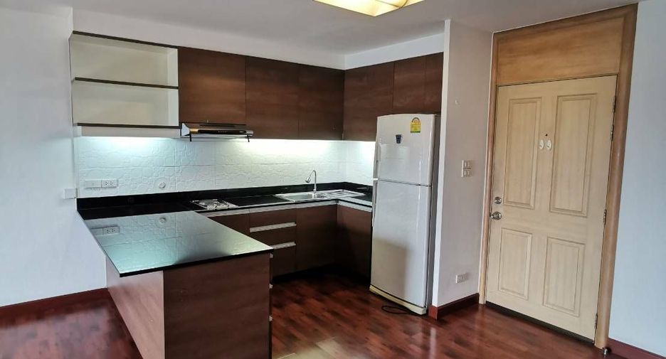 For rent 1 bed condo in Phra Khanong, Bangkok