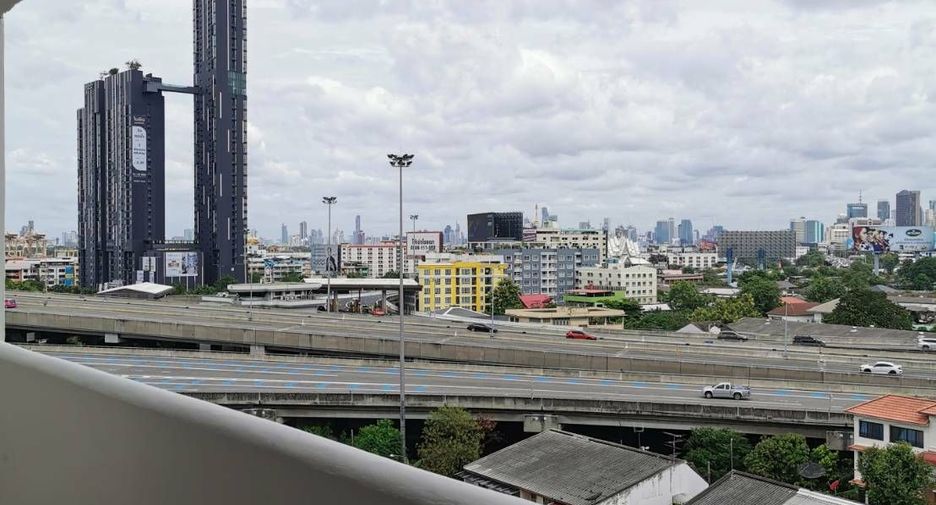 For rent 1 bed condo in Phra Khanong, Bangkok