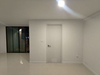 Reihenhaus zur Miete mit 3 Zimmer in Bang Kapi, Bangkok