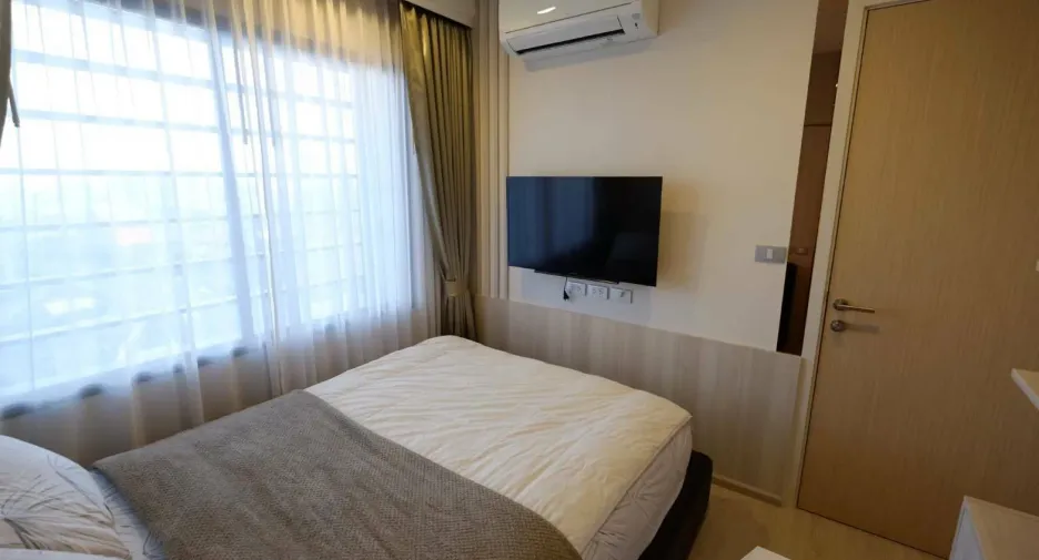 For rent 1 bed condo in Huai Khwang, Bangkok