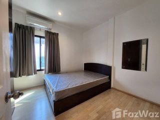 For rent 3 bedrooms townhouse in Suan Luang, Bangkok