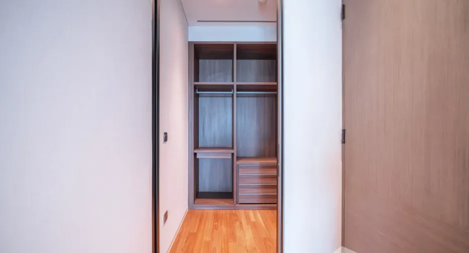 À louer 2 chambres condo à Khlong San, Bangkok
