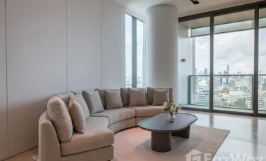 For rent 2 bedrooms condo in Khlong San, Bangkok