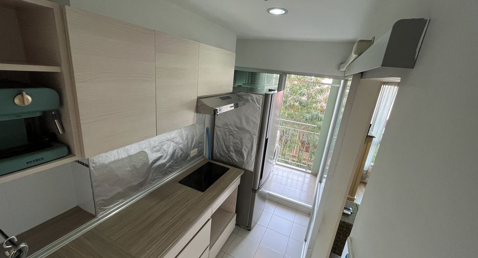 For rent 2 bedrooms condo in Yan Nawa, Bangkok