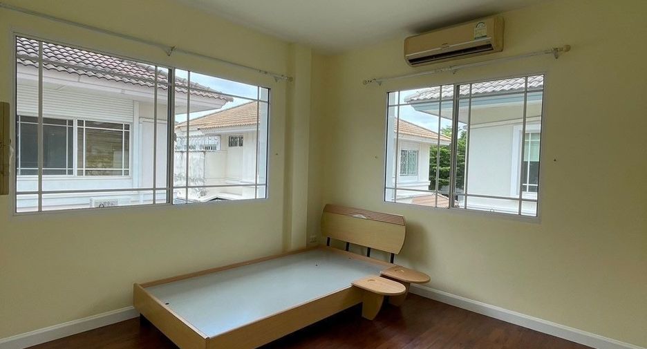 For rent 3 bedrooms house in Prawet, Bangkok