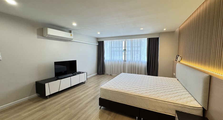 ให้เช่า 4 ห้องนอน คอนโด ใน วัฒนา, กรุงเทพฯ