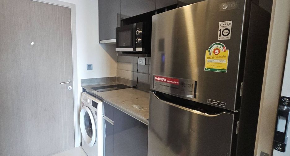 Wohnung zur Miete mit 1 Zimmer in Pathum Wan, Bangkok