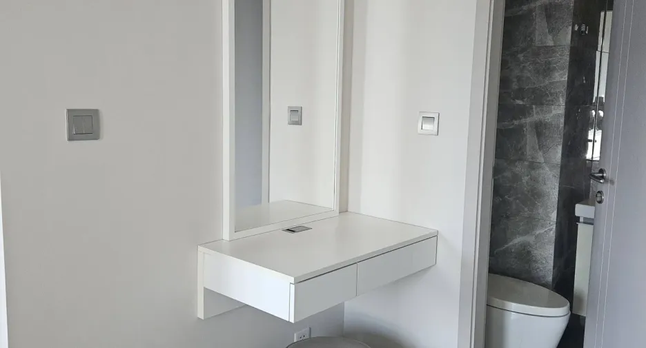 Wohnung zur Miete mit 1 Zimmer in Pathum Wan, Bangkok