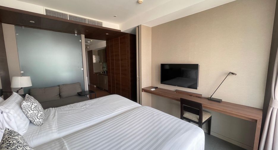 For rent 2 bedrooms condo in Sathon, Bangkok