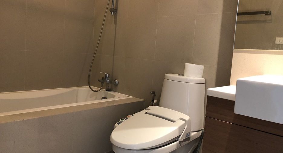 Condo en alquiler de 1 habitaciones en Khlong Toei, Bangkok