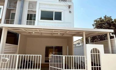 For rent 3 bedrooms house in Suan Luang, Bangkok
