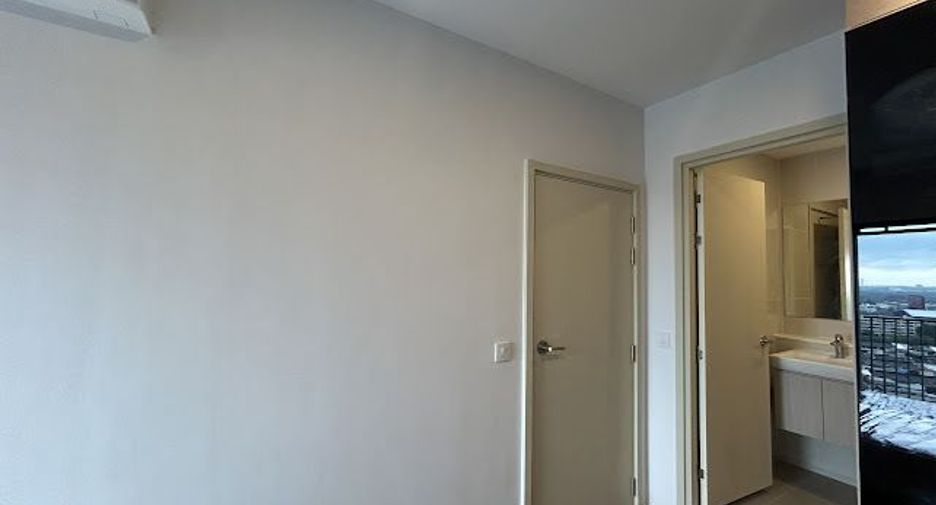 Condo en alquiler de 1 habitaciones en Khlong Toei, Bangkok