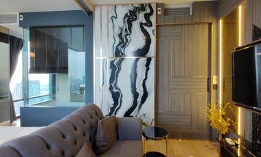 Wohnung zur Miete mit 1 Zimmer in Bang Rak, Bangkok