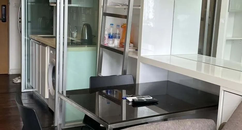 For rent 1 bed condo in Khlong Toei, Bangkok