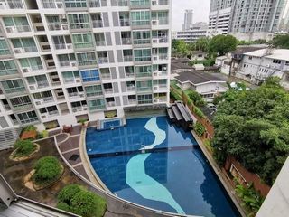 For rent 1 bed condo in Phaya Thai, Bangkok