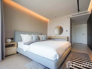 For rent 2 bedrooms condo in Bang Phlat, Bangkok