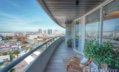Wohnung zur Miete mit 2 Zimmer in Bang Phlat, Bangkok