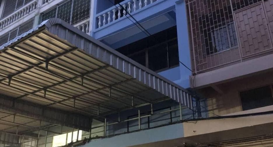 For rent 5 bedrooms office in Watthana, Bangkok
