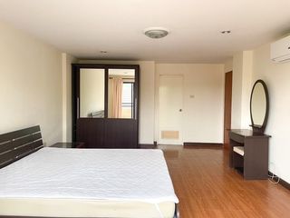 Apartment zur Miete mit 2 Zimmer in Khlong Toei, Bangkok