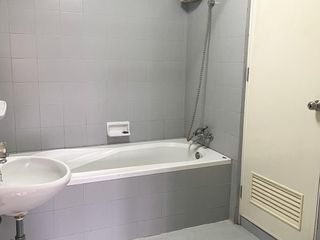 Apartment zur Miete mit 2 Zimmer in Khlong Toei, Bangkok