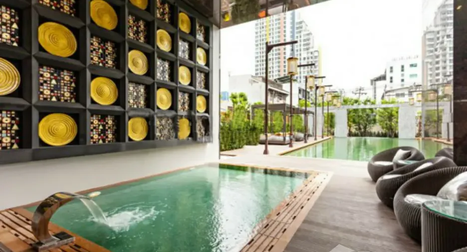 For rent 2 bedrooms condo in Sathon, Bangkok