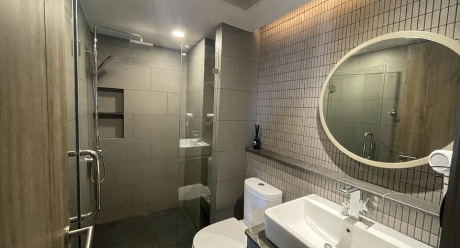 Wohnung zur Miete mit 1 Zimmer in Pathum Wan, Bangkok