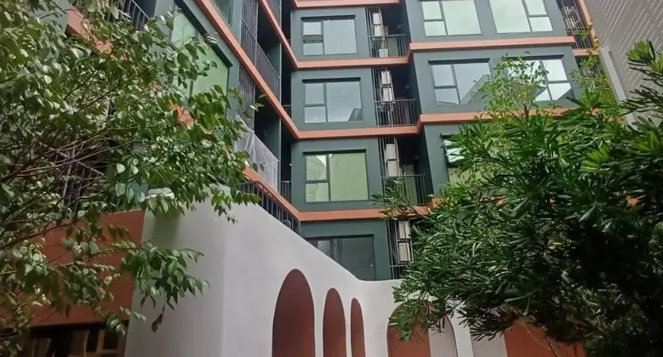 出租 2 卧室 公寓 在 Huai Khwang, 曼谷