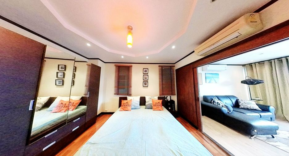 For rent 1 bed condo in Watthana, Bangkok