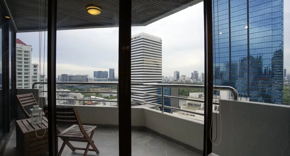 À louer 2 chambres condo à Khlong Toei, Bangkok
