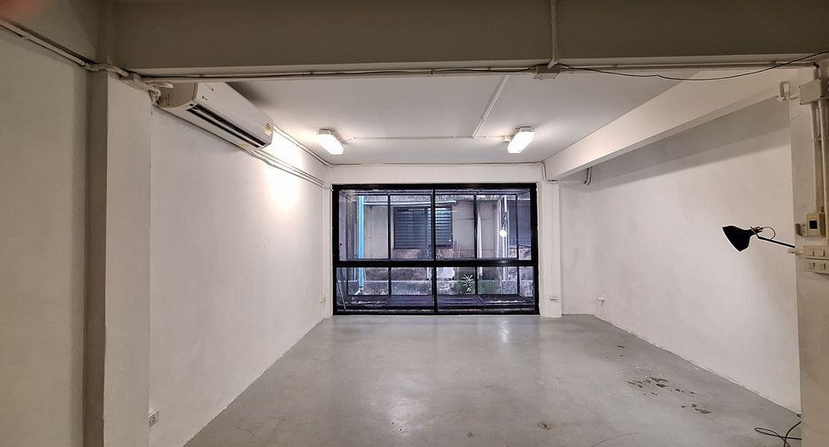 Gewerbefläche zur Miete in Khlong Toei, Bangkok