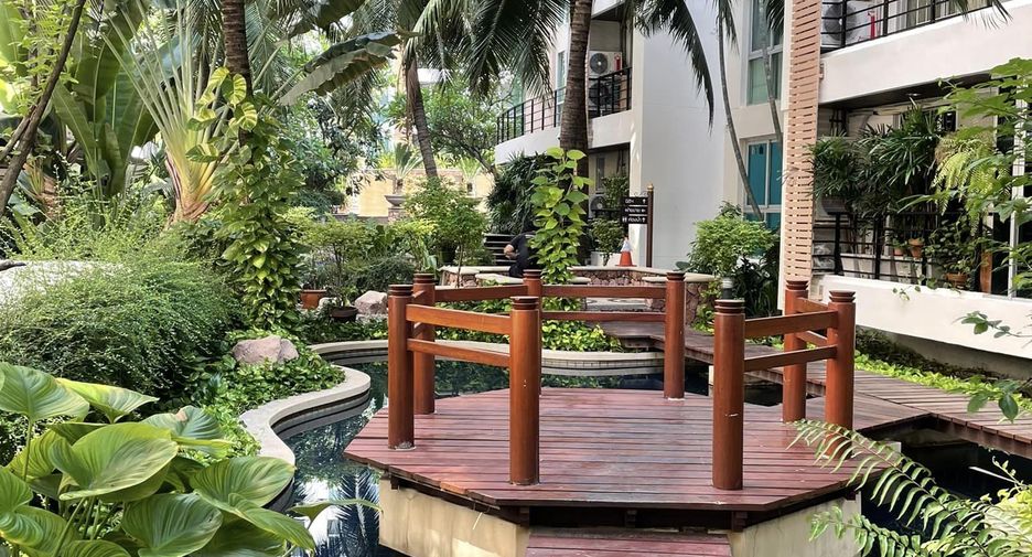 For rent 1 bed condo in Yan Nawa, Bangkok