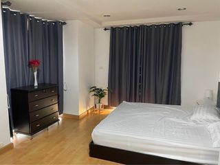 For rent 1 bed condo in Yan Nawa, Bangkok