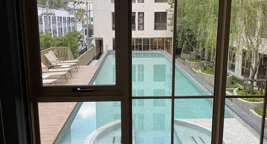 For rent studio condo in Watthana, Bangkok