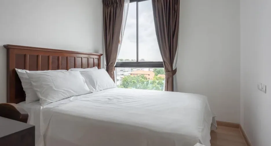 For rent 2 bedrooms condo in Bang Na, Bangkok