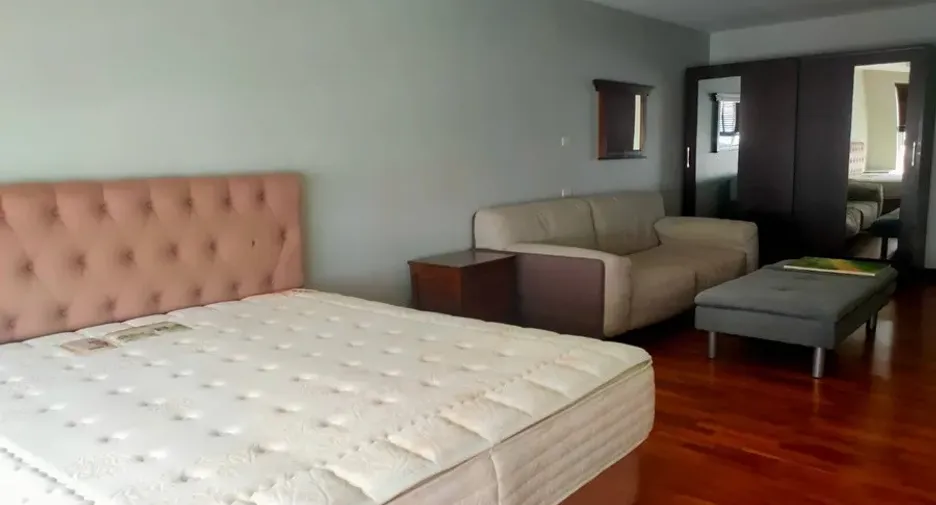 Wohnung zur Miete mit 2 Zimmer in Watthana, Bangkok