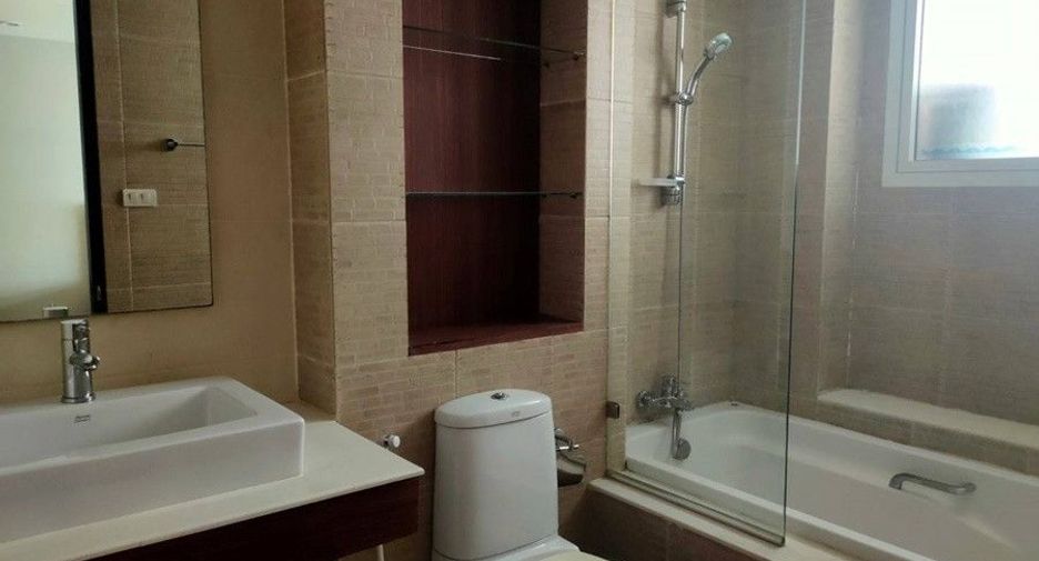 Wohnung zur Miete mit 2 Zimmer in Watthana, Bangkok