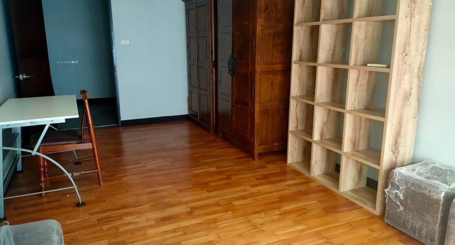 Wohnung zur Miete mit 2 Zimmer in Watthana, Bangkok