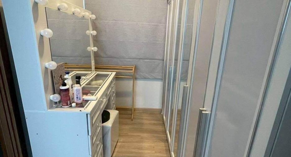 For rent 3 bedrooms house in Khlong Sam Wa, Bangkok
