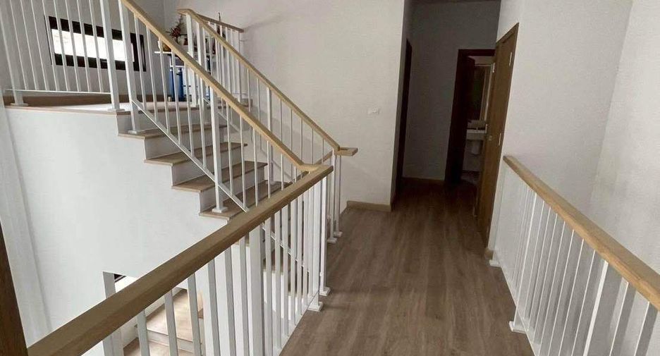 For rent 3 bedrooms house in Khlong Sam Wa, Bangkok