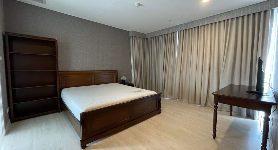 ให้เช่า 3 ห้องนอน คอนโด ใน คลองเตย, กรุงเทพฯ