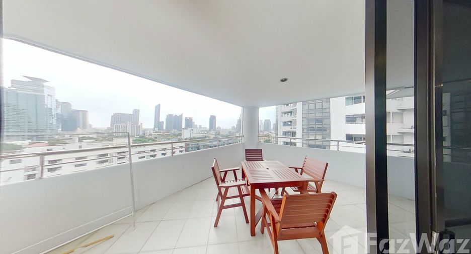 Condo en alquiler de 3 habitaciones en Watthana, Bangkok