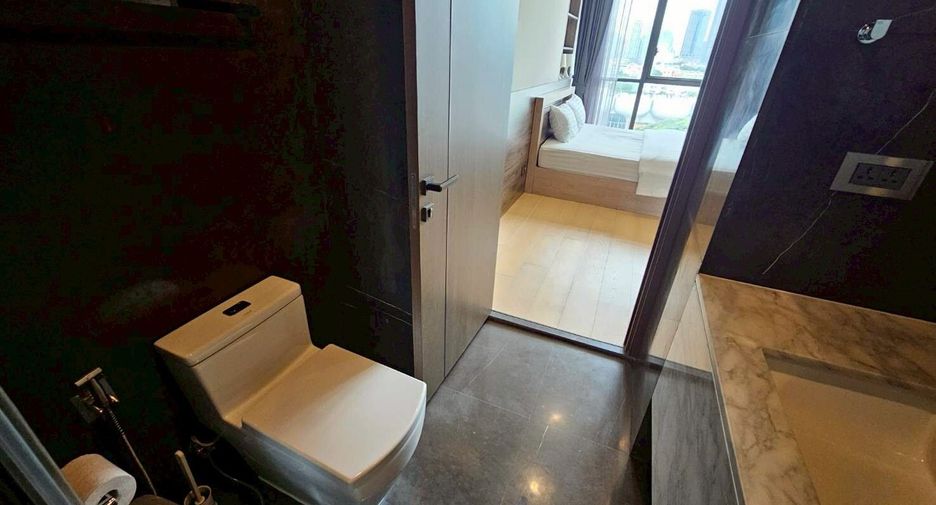 Condo en alquiler de 2 habitaciones en Watthana, Bangkok