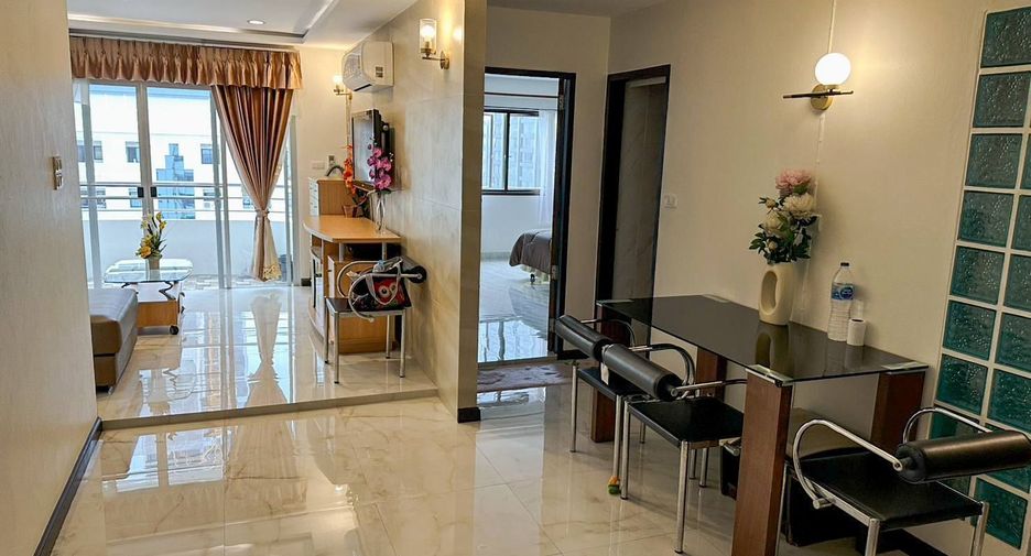 À louer 2 chambres condo à Watthana, Bangkok