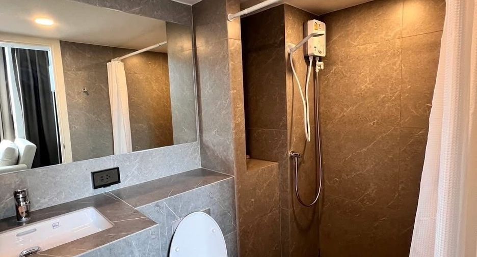 For rent 1 bed condo in Khan Na Yao, Bangkok