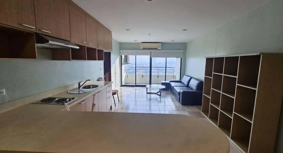 For rent 2 bedrooms condo in Bang Phlat, Bangkok