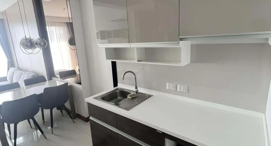 Wohnung zur Miete mit 1 Zimmer in Khlong San, Bangkok