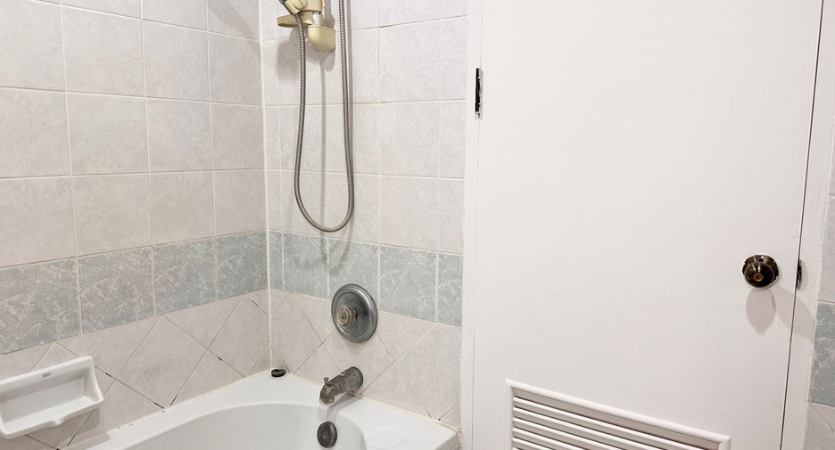 For rent 1 bed condo in Pathum Wan, Bangkok